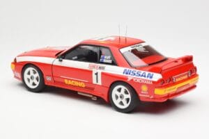 Nissan Skyline GT-R R32 #1 J. Richards / M. Skaife Bathurst 1000 Winner 1992 AUTOart 1:18 89279 Fém – 7. kép a 8-ből