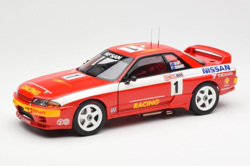 Nissan Skyline GT-R R32 #1 J. Richards / M. Skaife Bathurst 1000 Winner 1992 AUTOart 1:18 89279 Fém