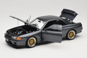 Nissan Skyline GT-R R32 V-Spec II Tuned Gun Grey Metallic AUTOart 1:18 77417 Fém – 2. kép a 8-ből