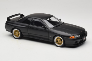 Nissan Skyline GT-R R32 V-Spec II Tuned Version Matt Black AUTOart 1:18 77418 Fém – 6. kép a 8-ből