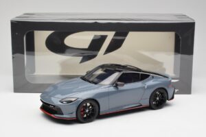 Nissan Z RZ34 NISMO Stealth Szürke GT Spirit 1:18 GT484 Gyanta – 6. kép a 6-ből