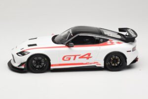 Nissan Z RZ34 GT4 Presentation 2022 Otto 1:18 OT1124 Gyanta – 3. kép a 6-ből
