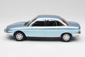 NSU Ro80 Kék Metallic Minichamps 1:18 151015400 Fém – 3. kép a 6-ből