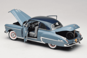 Oldsmobile 88 Kék Grease Auto World 1:18 AWSS103/06 Fém – 5. kép a 8-ből