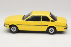 Opel Ascona B SR Sárga Karcos Eleje Sun Star 1:18 5384 Fém – 5. kép a 9-ből