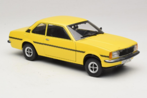 Opel Ascona B SR Sárga Karcos Eleje Sun Star 1:18 5384 Fém – 7. kép a 9-ből