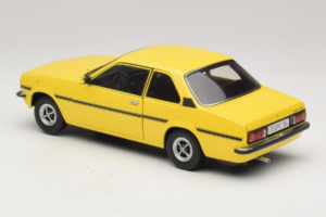 Opel Ascona B SR Sárga Karcos Eleje Sun Star 1:18 5384 Fém – 8. kép a 9-ből