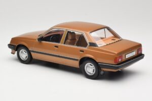 Opel Ascona C Berlina Beige Metallic MCG 1:18 MCG18459 Fém – 5. kép a 6-ből