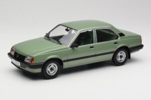 Opel Ascona C Metallic Light Green MCG 1:18 MCG18458 Fém