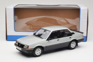Opel Ascona C SR Ezüst MCG 1:18 MCG18460 Fém – 6. kép a 6-ből