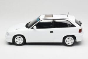 Opel Astra F GSi Blanc Casablanca Norev 1:18 183673 Fém – 3. kép a 6-ből