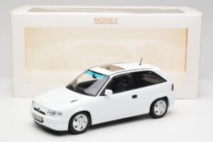 Opel Astra F GSi Blanc Casablanca Norev 1:18 183673 Fém – 6. kép a 6-ből