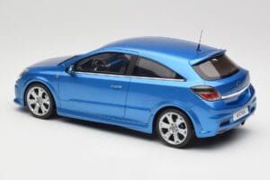 Opel Astra H OPC Arden Blue Otto 1:18 OT473 Gyanta – 5. kép a 6-ből