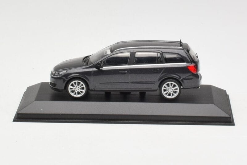 Opel Astra H Kombi Sötétszürke Minichamps 1:43 ASTRA002 Fém