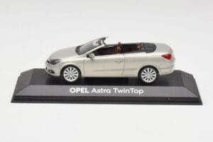 Opel Astra H Twin Top Ezüst Minichamps 1:43 403045633 Fém