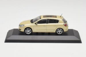 Opel Astra H Sárga Metál Minichamps 1:43 403043003 Fém