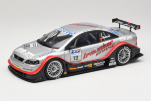 Opel Astra V8 Coupe #12 C. Menzel DTM 2000 Action 1:18 AC8004812 Fém