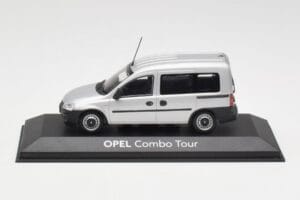 Opel Combo C Ezüst Minichamps 1:43 COMBO001 Fém