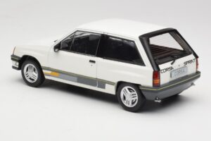 Opel Corsa A Sprint Fehér MCG 1:18 MCG18432 Fém – 5. kép a 6-ből