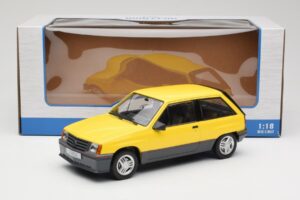Opel Corsa A SR Sárga MCG 1:18 MCG18431 Fém – 6. kép a 6-ből