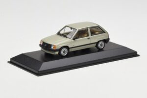 Opel Corsa A Swing Zöld Minichamps 1:43 400045002 Fém – 2. kép a 4-ből