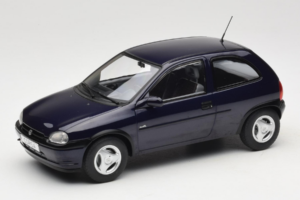 Opel Corsa B Dark Blue Metallic MCG 1:18 MCG18905 Fém