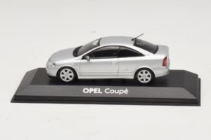 Opel Coupe Bertone Ezüst Minichamps 1:43 B24910027 Fém