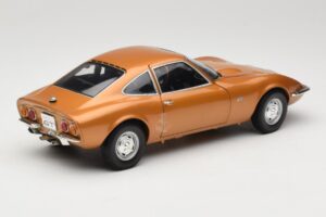 Opel GT Arany Minichamps 1:18 180049025 Fém – 3. kép a 8-ből