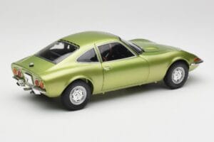 Opel GT Green Metallic Minichamps 1:18 180049029 Fém – 3. kép a 8-ből