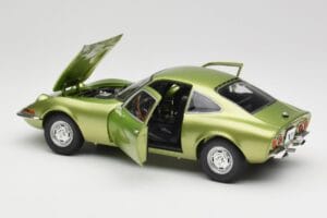 Opel GT Green Metallic Minichamps 1:18 180049029 Fém – 5. kép a 8-ből