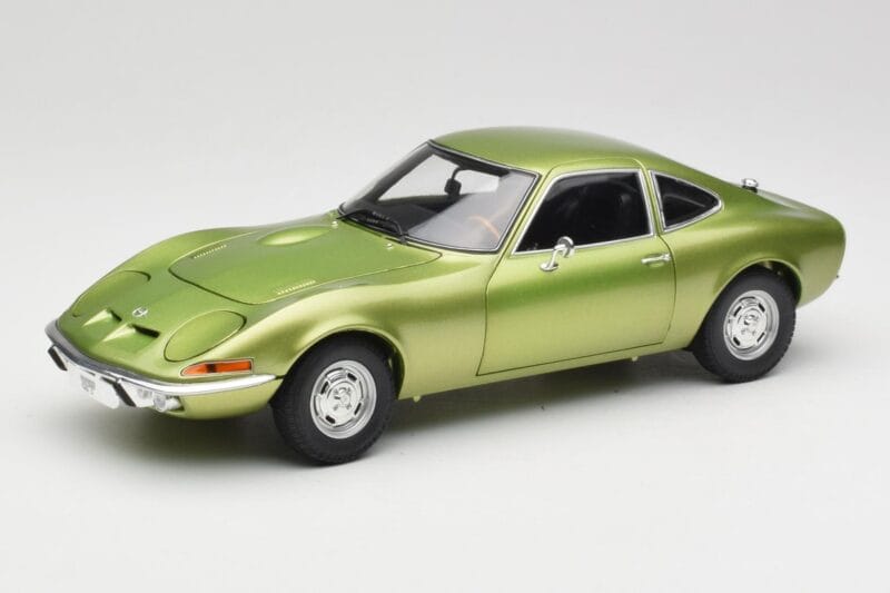 Opel GT Green Metallic Minichamps 1:18 180049029 Fém