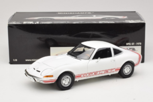 Opel GT Fehér Minichamps 1:18 180049027 Fém – 8. kép a 8-ből