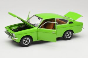 Opel Kadett C Coupe Zöld Minichamps 1:18 180045620 Fém – 2. kép a 8-ből
