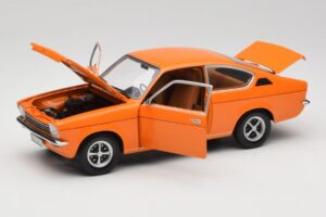 Opel Kadett C Coupe Narancssárga Minichamps 1:18 180045622 Fém – 2. kép a 8-ből
