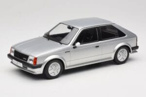 Opel Kadett D GTE Ezüst MCG 1:18 MCG18533 Fém