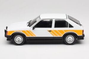 Opel Kadett D SR Fehér Sárga Dekorral MCG 1:18 MCG18534 Fém – 3. kép a 6-ből