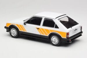 Opel Kadett D SR Fehér Sárga Dekorral MCG 1:18 MCG18534 Fém – 5. kép a 6-ből