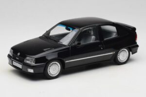 Opel Kadett E GSi Fekete Metál Helmut Schmidt Norev 1:18 Opel Kadett E GSi Fekete Metál Helmut Schmidt Norev 1:18 183617 Fém