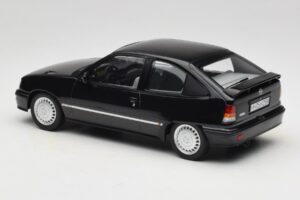 Opel Kadett E GSi Fekete Metál Helmut Schmidt Norev 1:18 183617 Fém – 5. kép a 6-ből