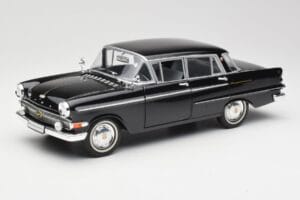 Opel Kapitan P1 Fekete Revell 1:18 08822 Fém
