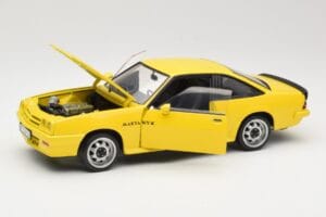 Opel Manta B GT/E Sárga Revell 1:18 08421 Fém – 2. kép a 8-ből