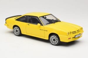 Opel Manta B GT/E Sárga Revell 1:18 08421 Fém – 6. kép a 8-ből
