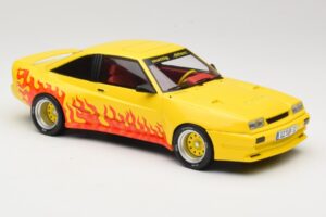 Opel Manta B Mattig Sárga Lánggal MCG 1:18 MCG18115 Fém – 4. kép a 6-ből