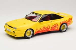 Opel Manta B Mattig Sárga Lánggal MCG 1:18 MCG18115 Fém