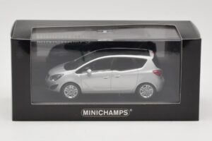 Opel Meriva B Ezüst Metallic Minichamps 1:43 400040000 Fém – 4. kép a 4-ből