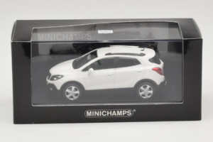 Opel Mokka Fehér Minichamps 1:43 410042100 Fém – 4. kép a 4-ből