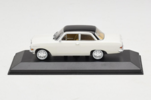 Opel Rekord A Fehér Fekete Tető Minichamps 1:43 430041002 Fém