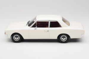 Opel Rekord C Fehér Minichamps 1:18 107047001 Fém – 3. kép a 6-ből