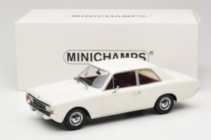 Opel Rekord C Fehér Minichamps 1:18 107047001 Fém – 6. kép a 6-ből