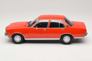 Opel Rekord D Piros MCG 1:18 MCG18563 Fém – 3. kép a 6-ből